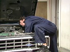 Vintage garage quickie