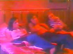 Two beautiful vintage babes suck one stiff cock after dinner